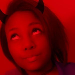 Meet your Posher, Carla